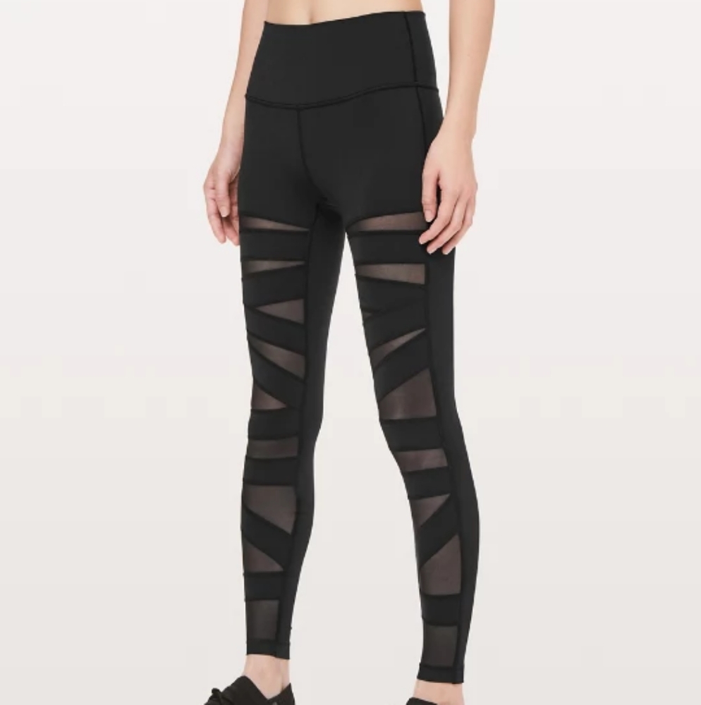Lululemon Wonder under HR Tight Tech Sz. 4